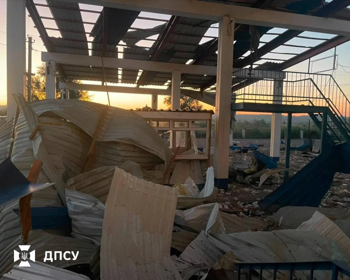 Наслідки російського удару по пункту пропуску Табаки: пошкоджені будівлі та конструкції міжнародного пункту пропуску на